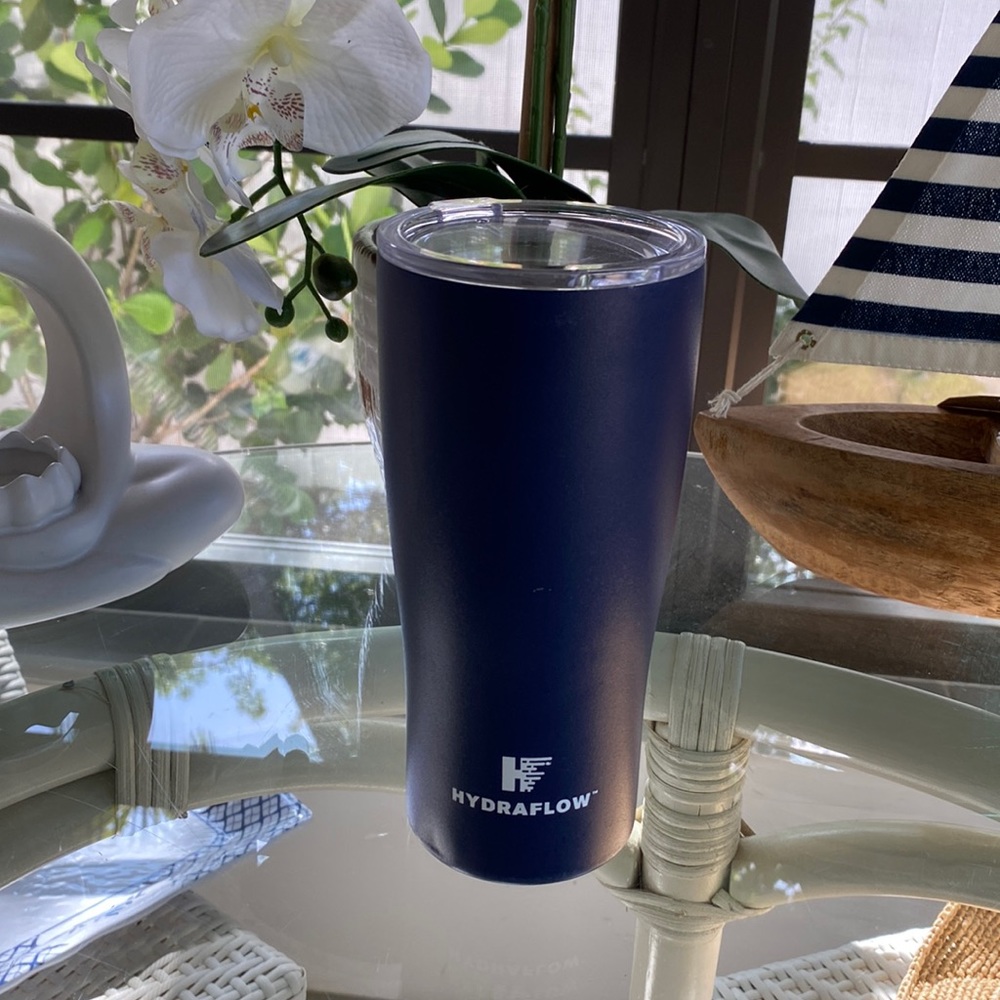 HYDRAFLOW Capri 20 oz Tumblr in Navy Blue
